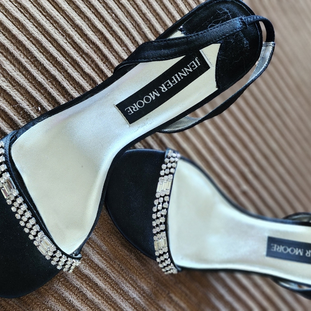Black Heeled Dress Shoe